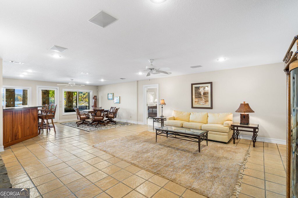 1370 Heathers Cove Circle Hiawassee - 40