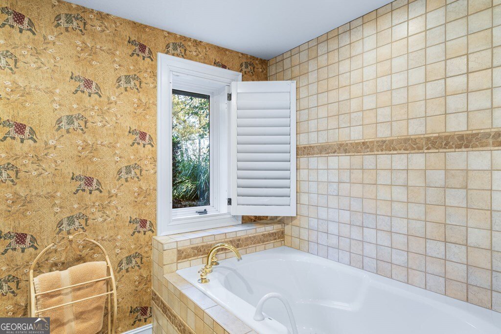 1370 Heathers Cove Circle Hiawassee - 48