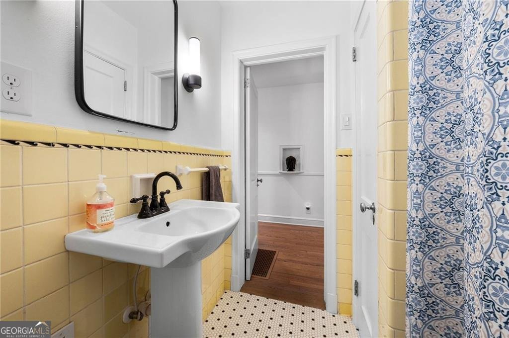 2058 Lyle Avenue College Park - 25