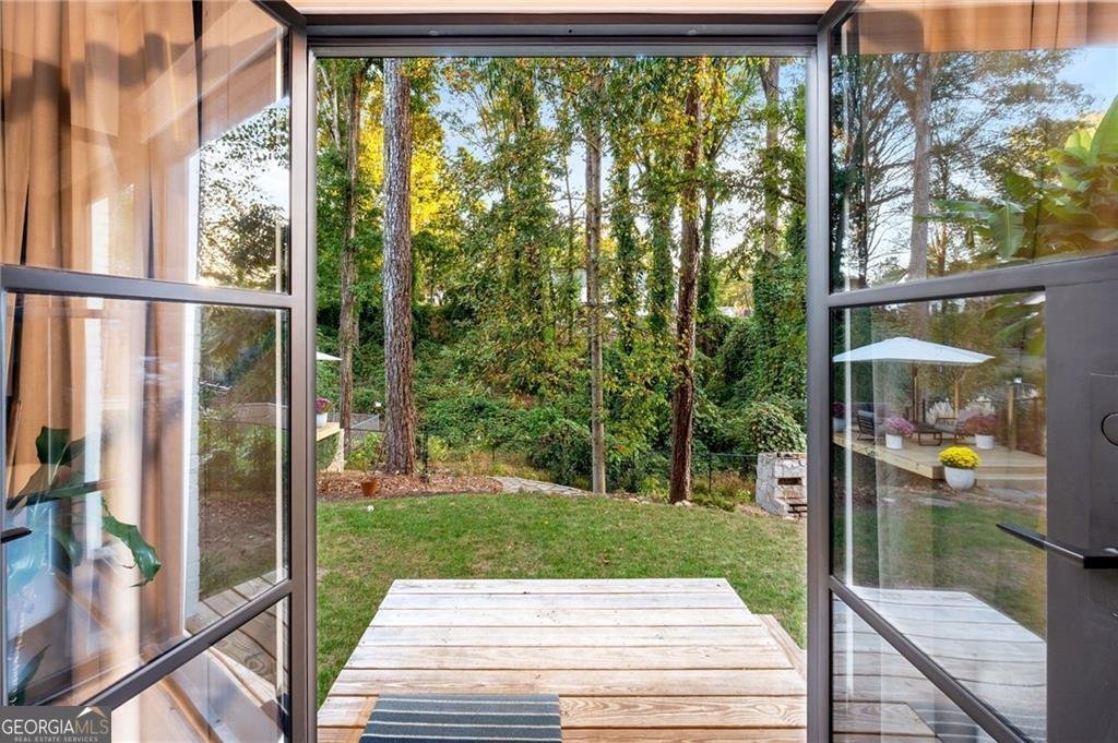 2058 Lyle Avenue College Park - 35