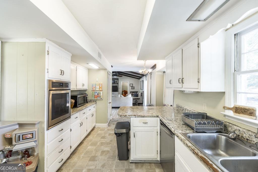 1475 Maplewood Drive Macon - 14