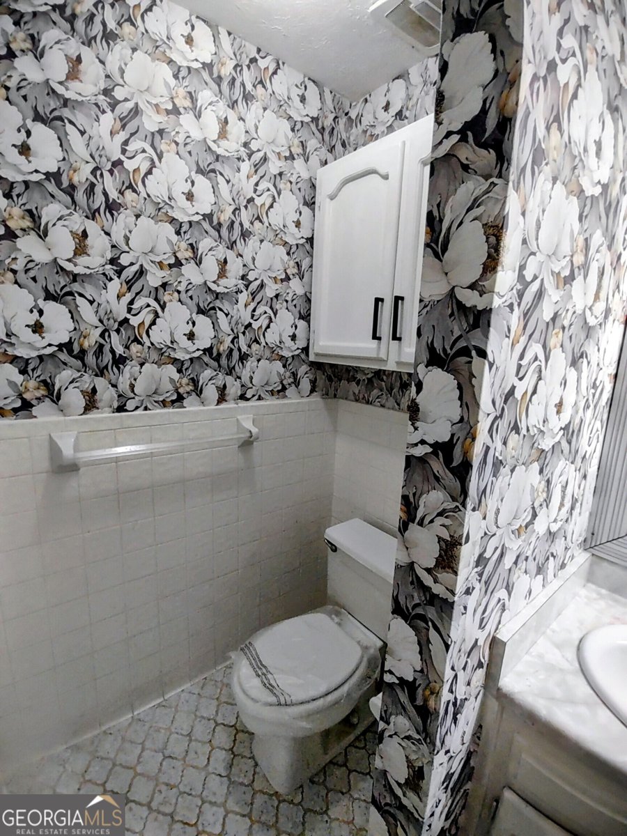 729 Highway 92 Fayetteville - 11