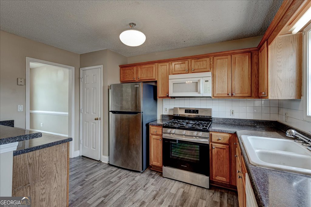 1604 Lady Marie Court Locust Grove - 16