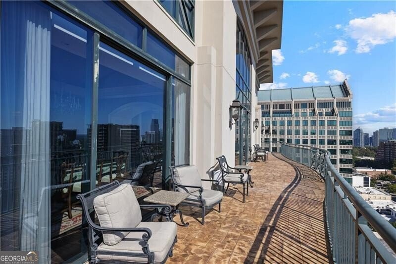 3040 Peachtree Road Atlanta - 1