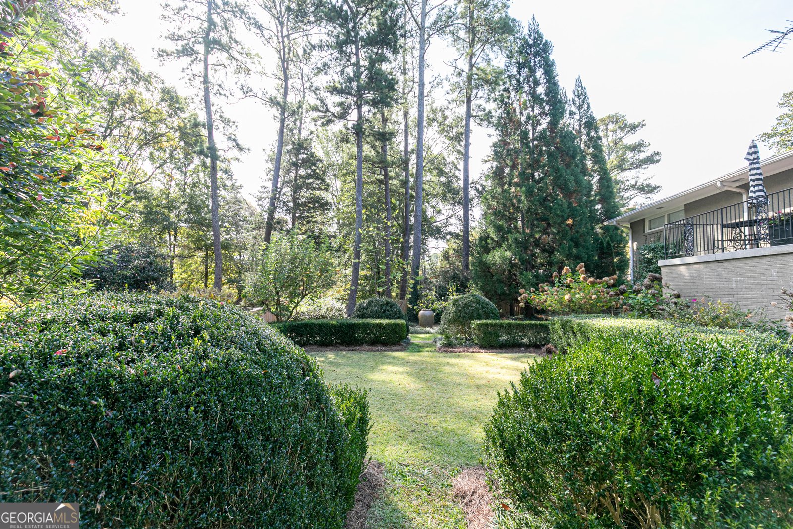 140 Spring Drive Roswell - 10