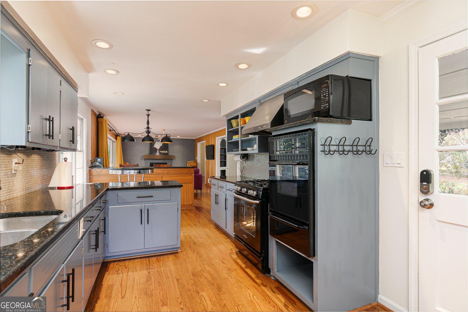 140 Spring Drive Roswell - 32