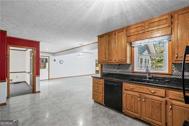 1300 Smithdale Road Cumming - 27