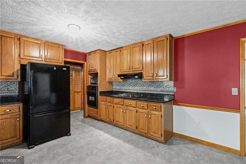 1300 Smithdale Road Cumming - 29