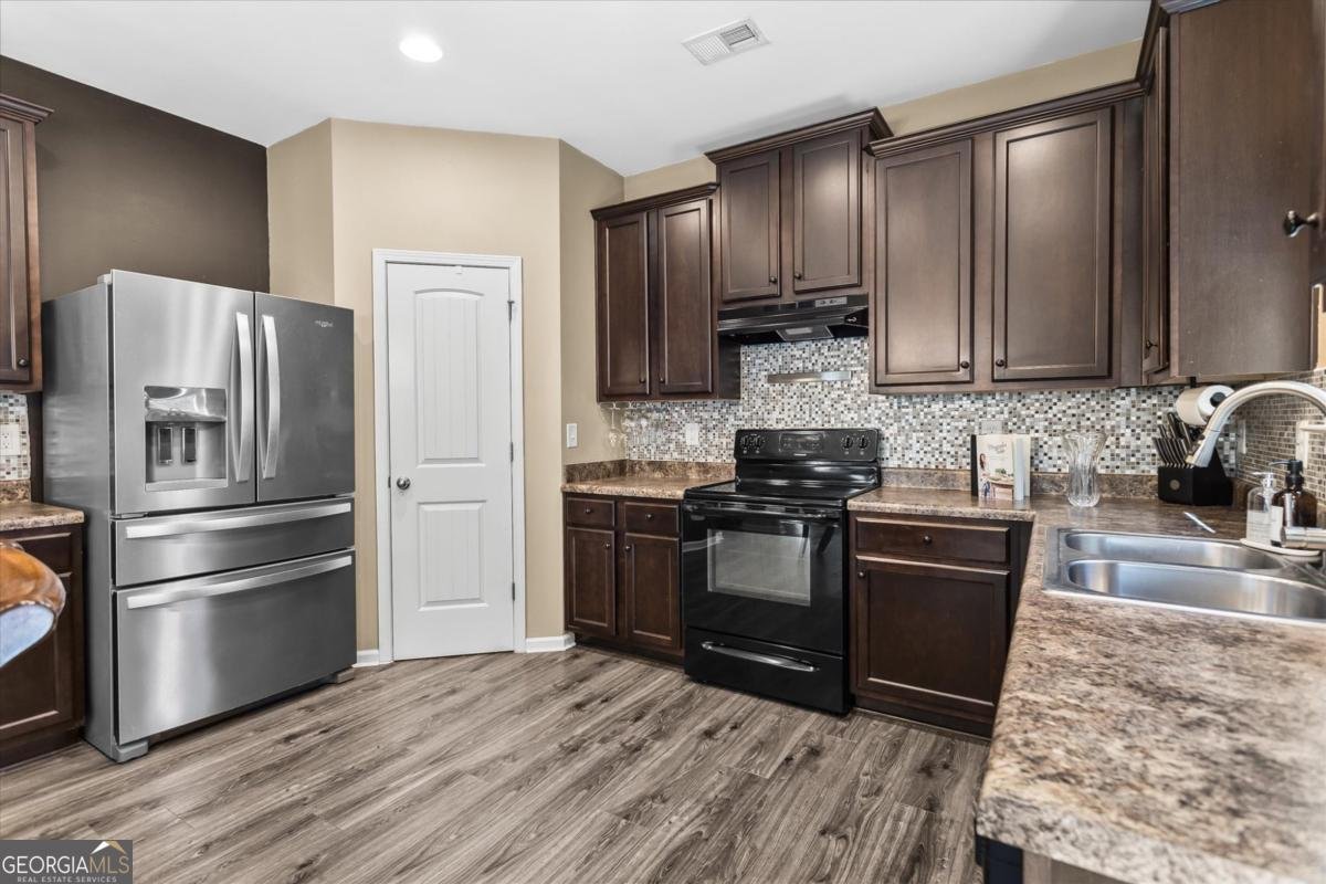 1539 Wilford Drive Lawrenceville - 16