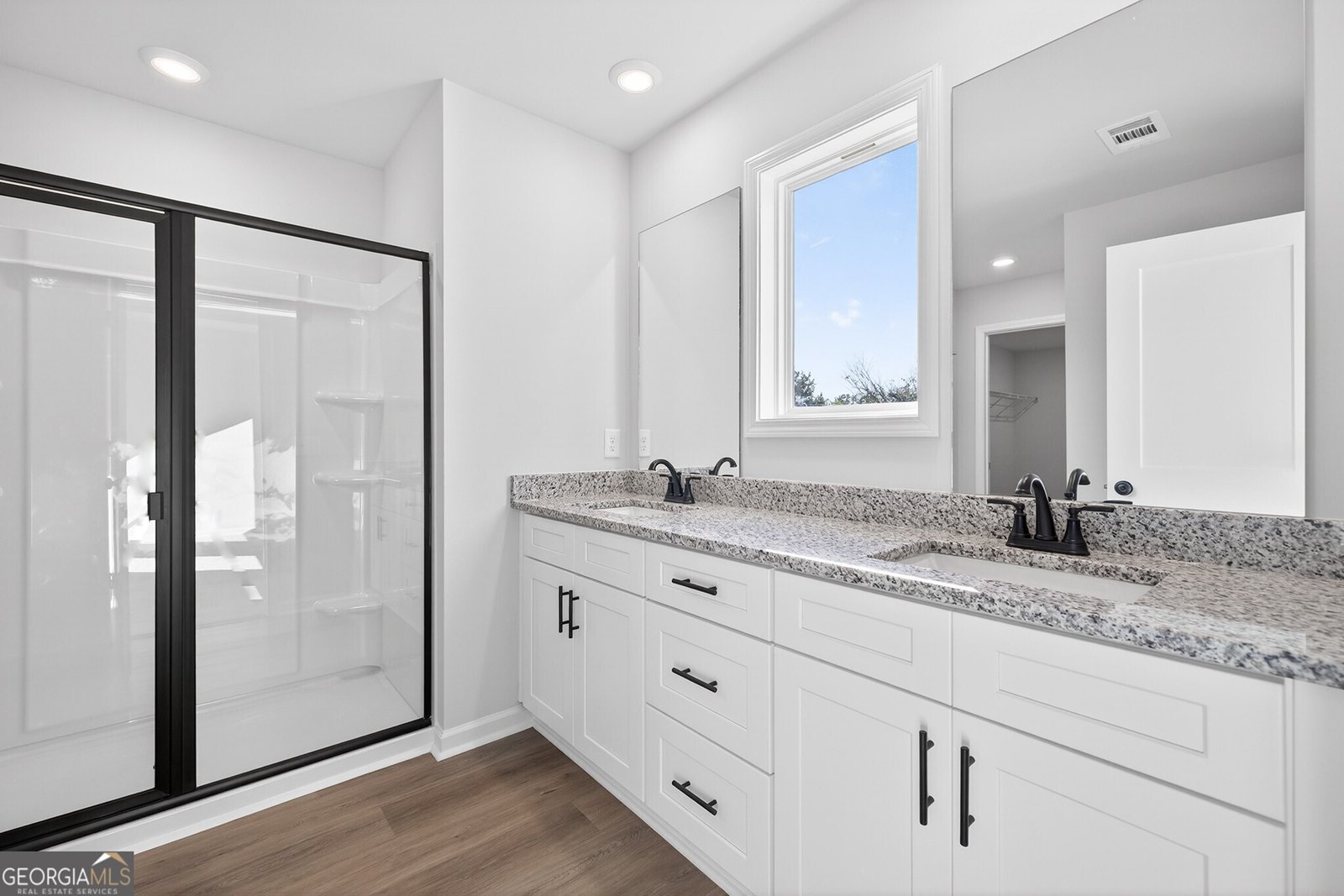 548 Madison Street Commerce - Photo 26