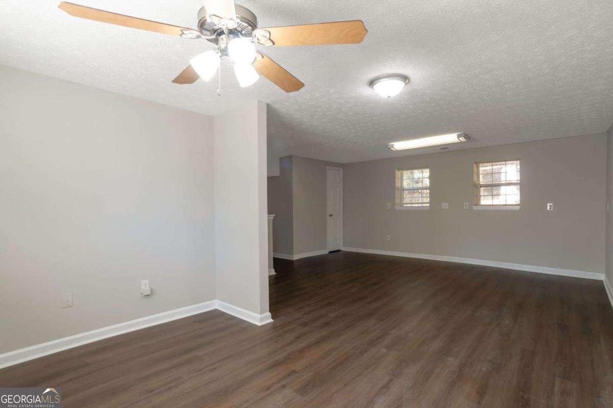 1314 Stoneleigh Way Stone Mountain - 14