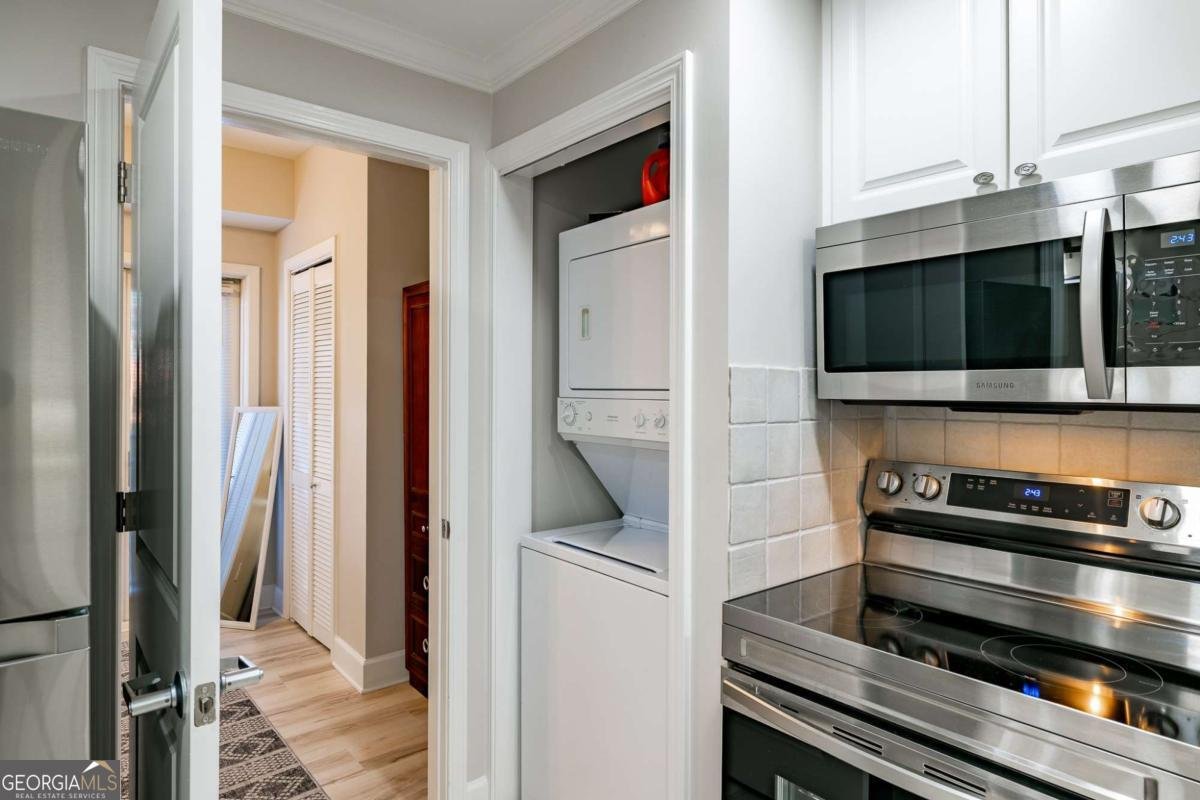 250 Broad Street Athens - 11