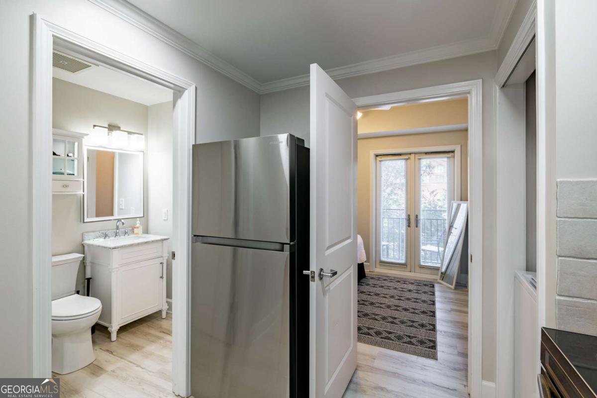 250 Broad Street Athens - 12