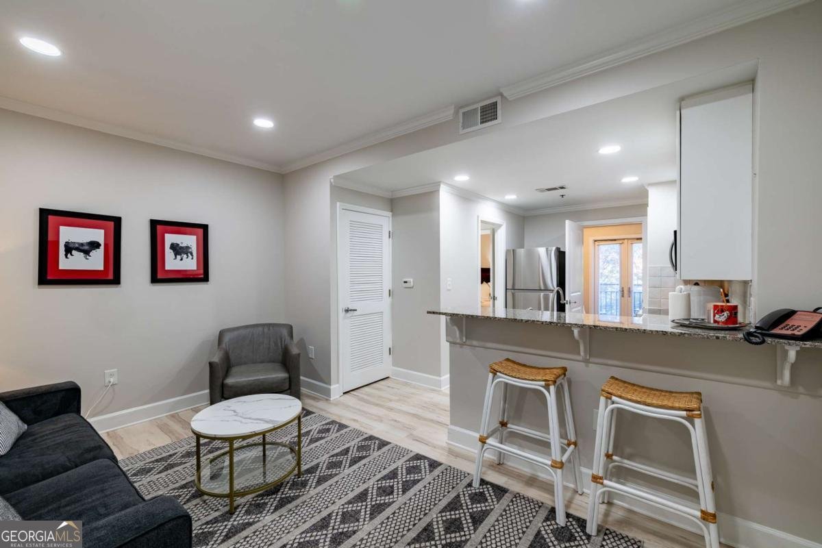 250 Broad Street Athens - 4