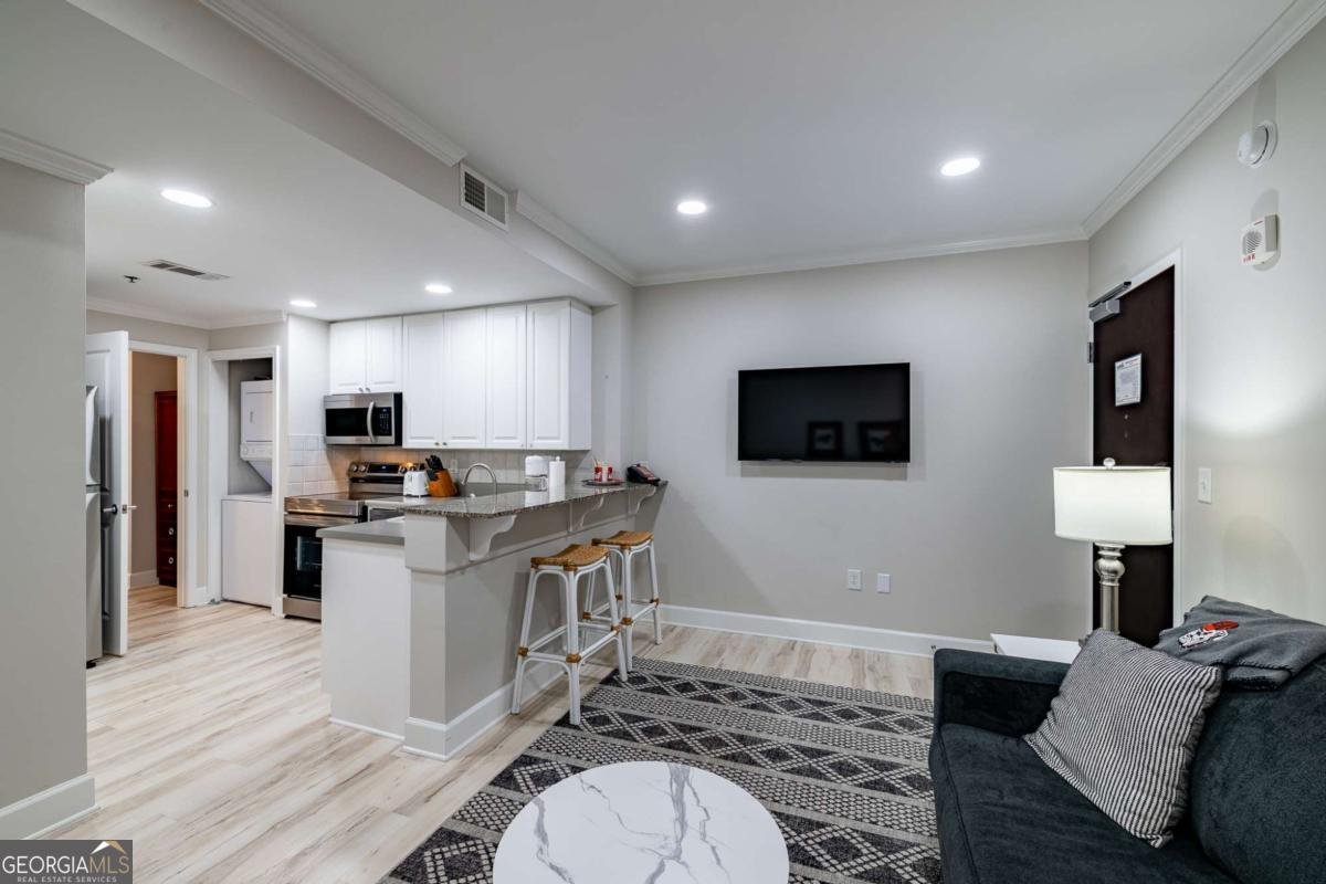 250 Broad Street Athens - 6