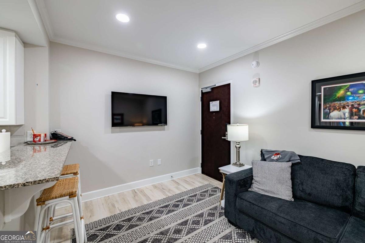 250 Broad Street Athens - 7