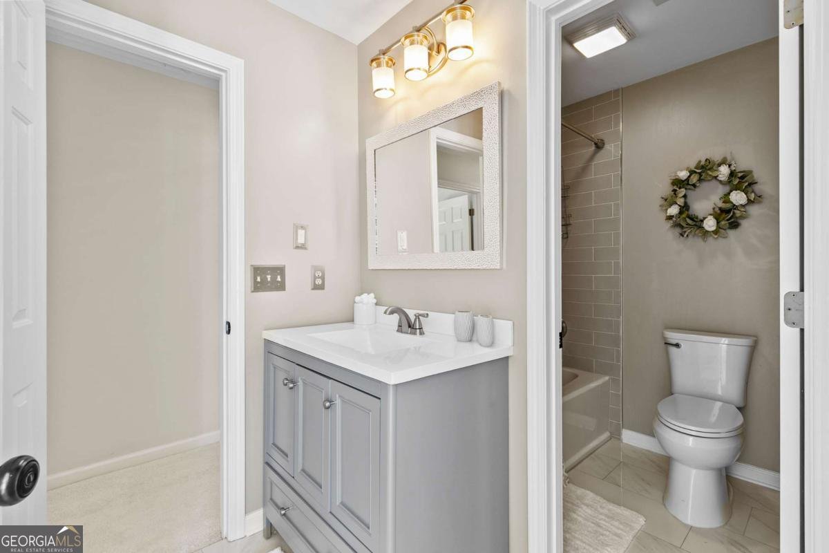 3230 New University Trail Cumming - 29