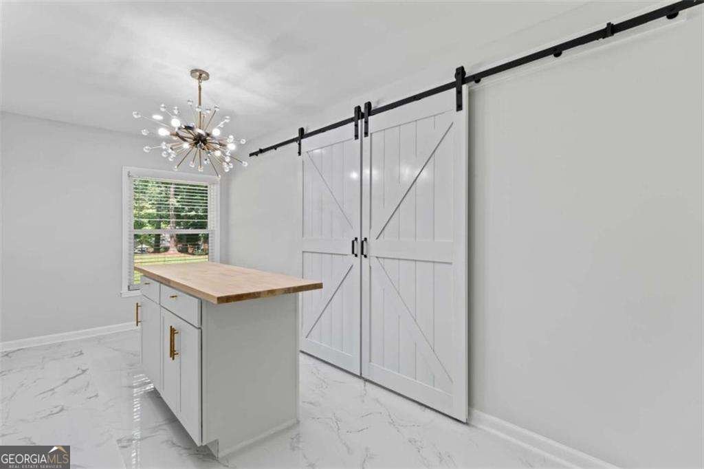 2023 Stoneleigh Drive Stone Mountain - 4