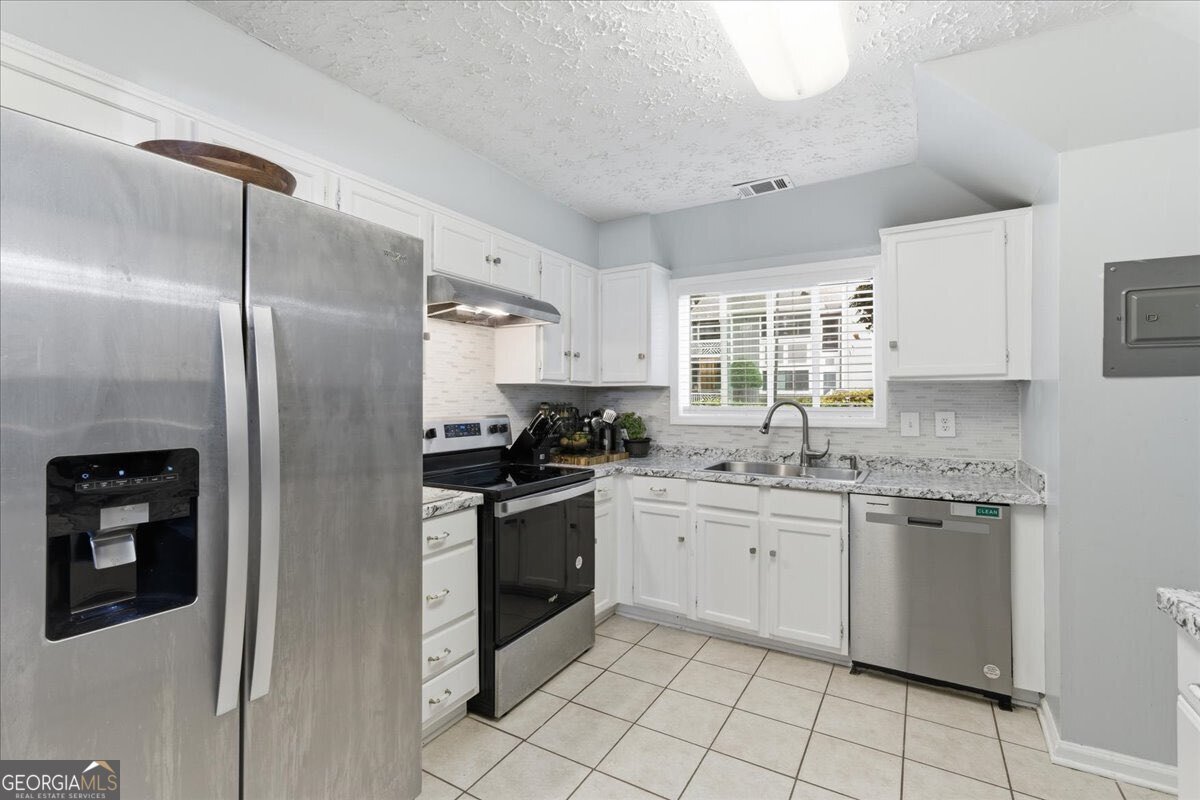 6119 Woodmont Boulevard Peachtree Corners - 6