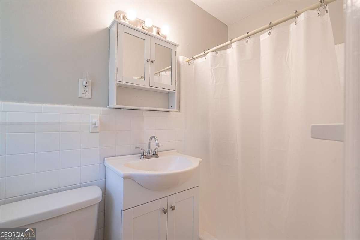 1025 College Station Road Athens - 20