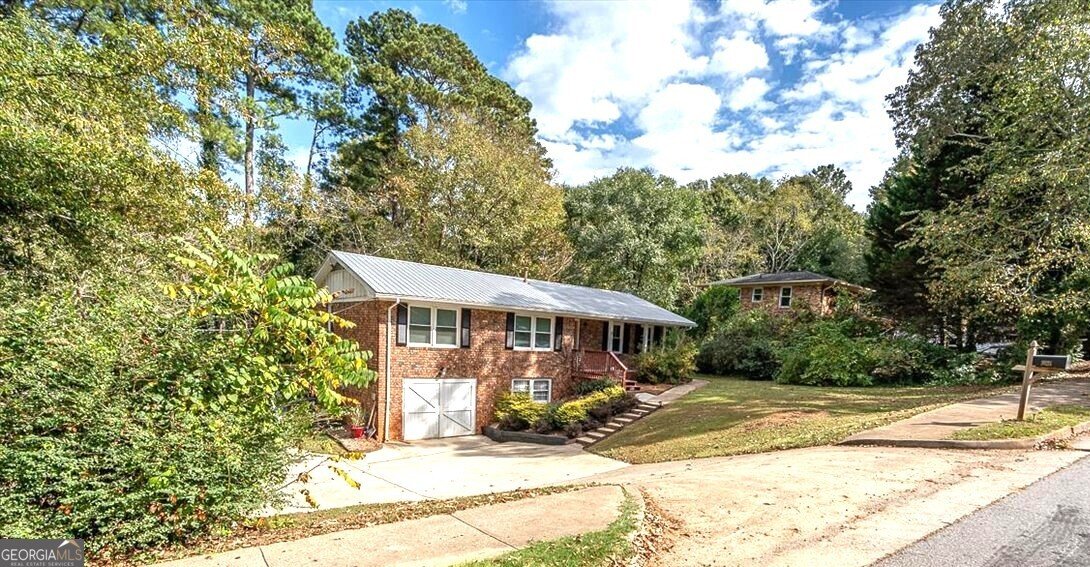 1025 College Station Road Athens - 45