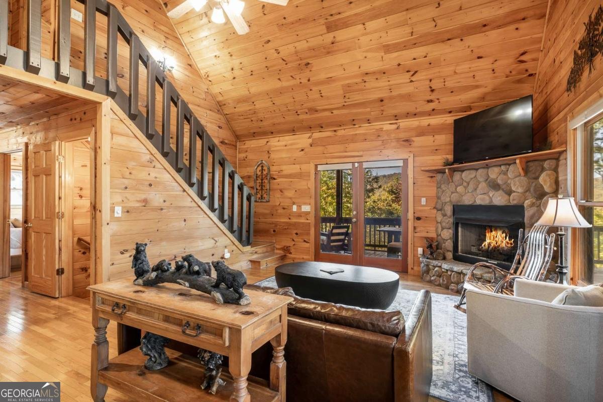 357 Skyline Drive Cherry Log - 2