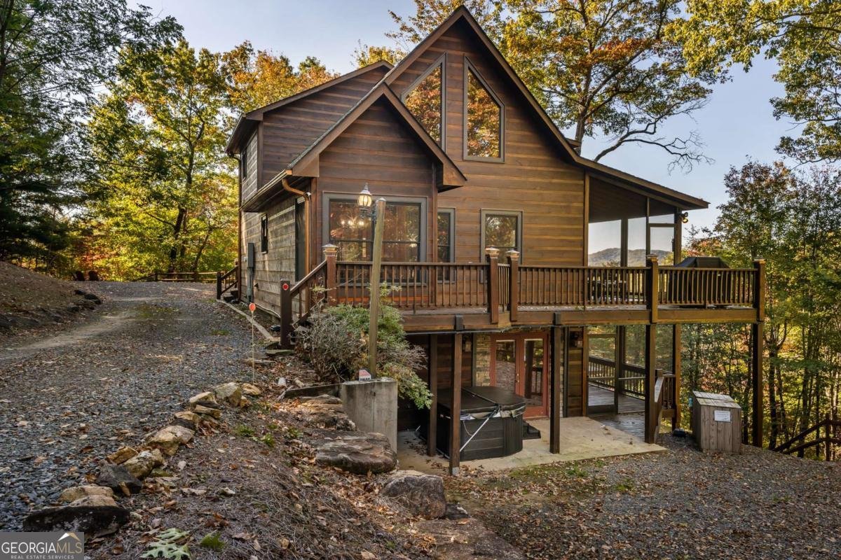 357 Skyline Drive Cherry Log - 32