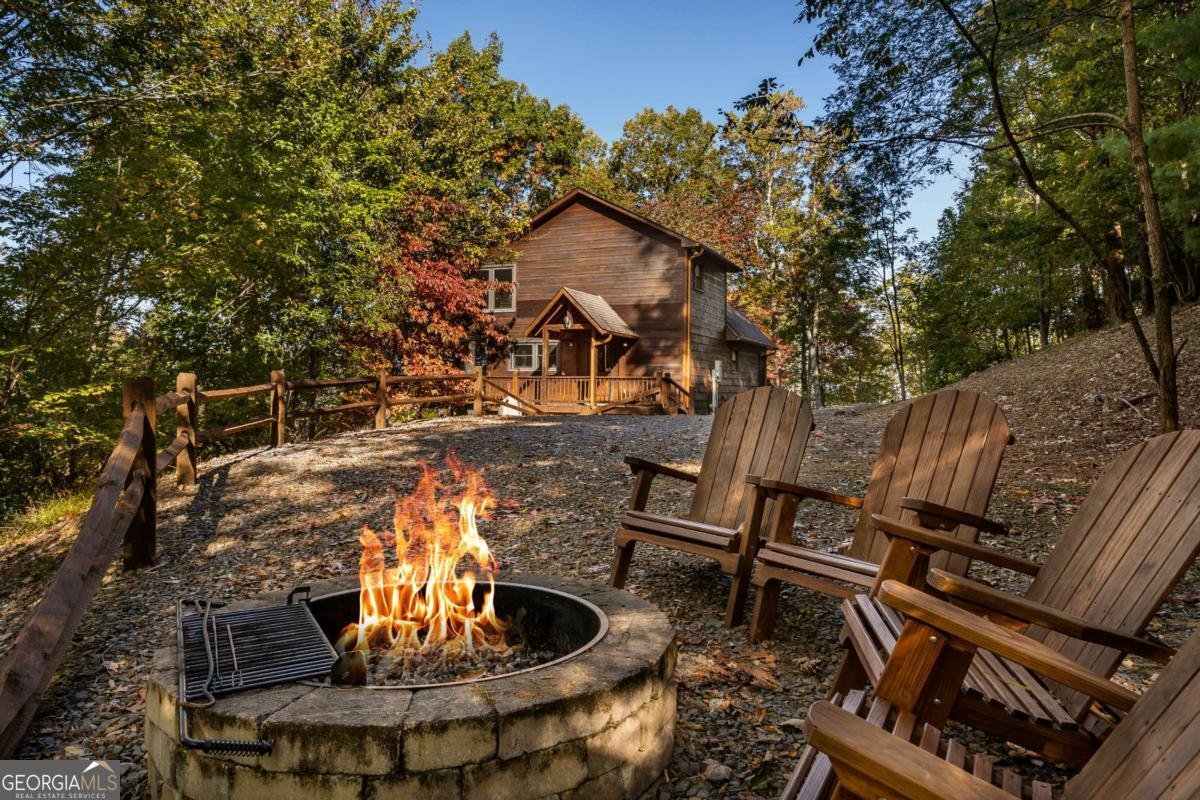 357 Skyline Drive Cherry Log - 35