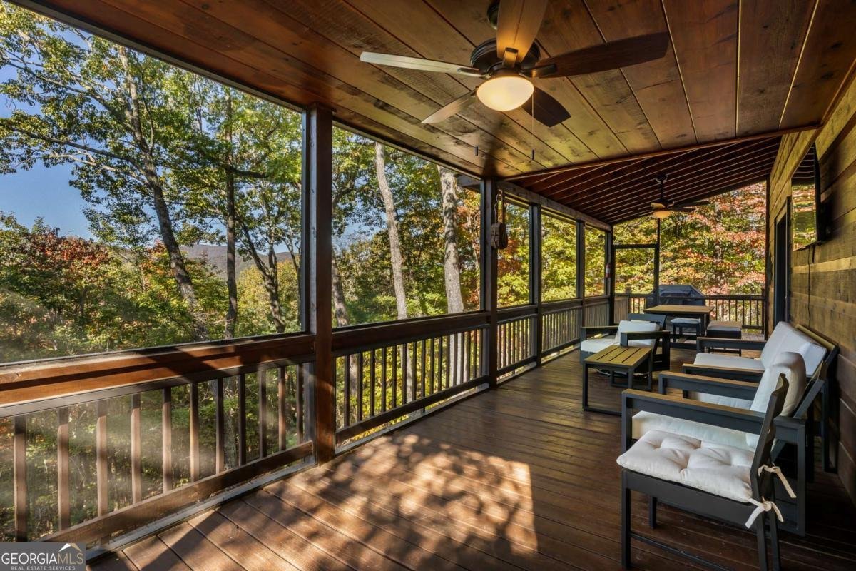 357 Skyline Drive Cherry Log - 40