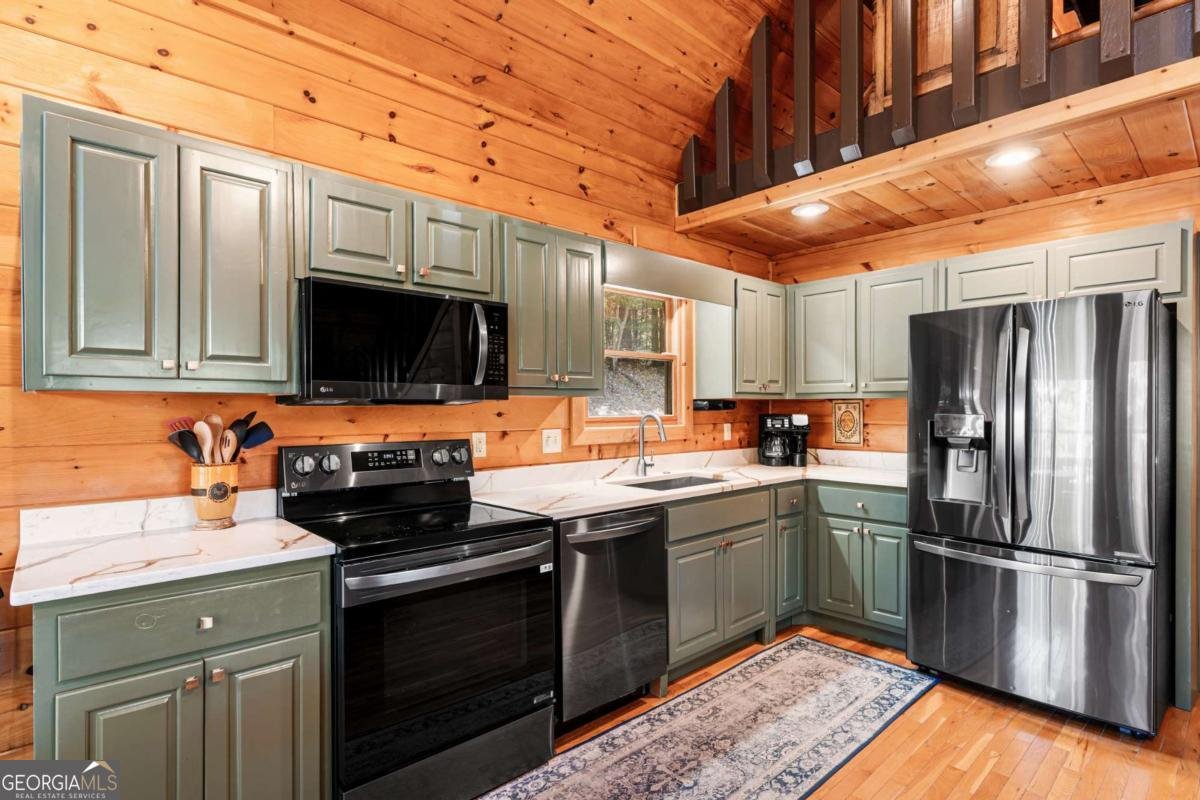 357 Skyline Drive Cherry Log - 9