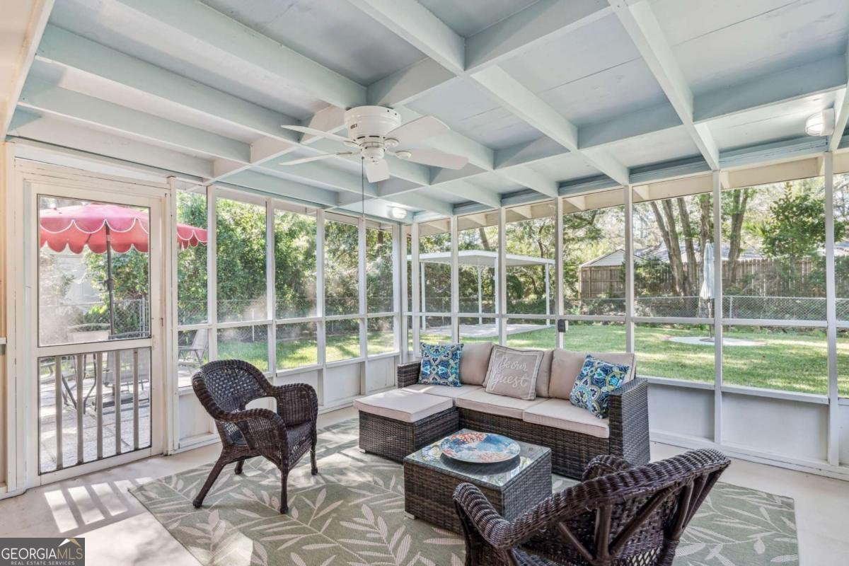 907 Mallery Street St. Simons - 21