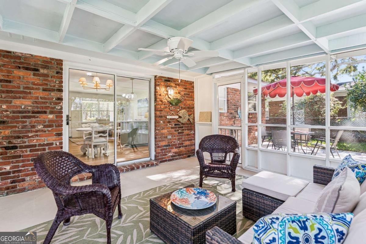 907 Mallery Street St. Simons - 23