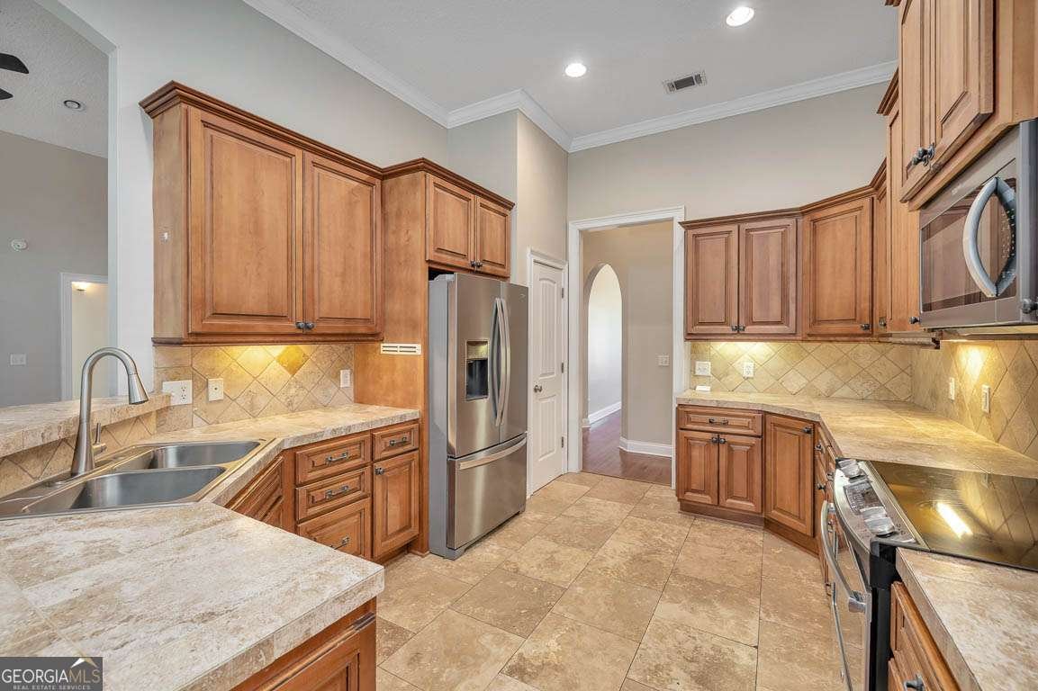 183 Lakes Drive Brunswick - 11