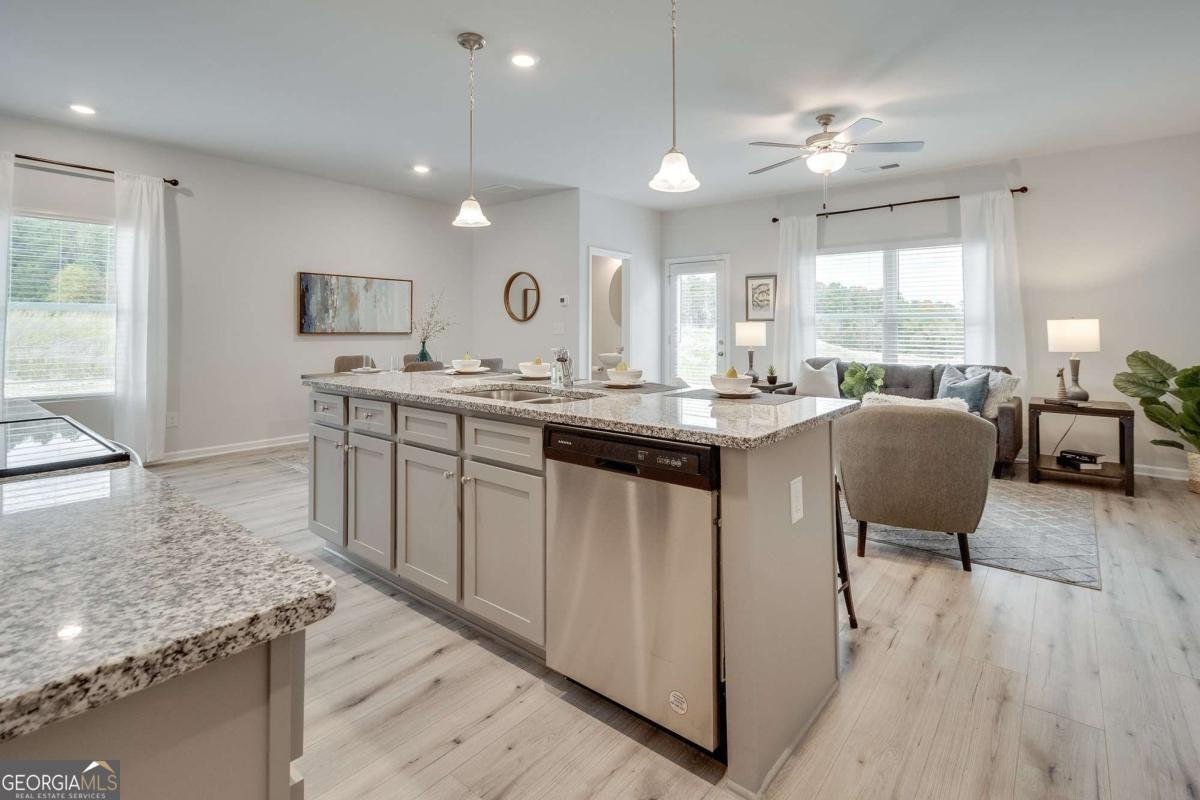 7441 Knoll Hollow Road Lithonia - 21