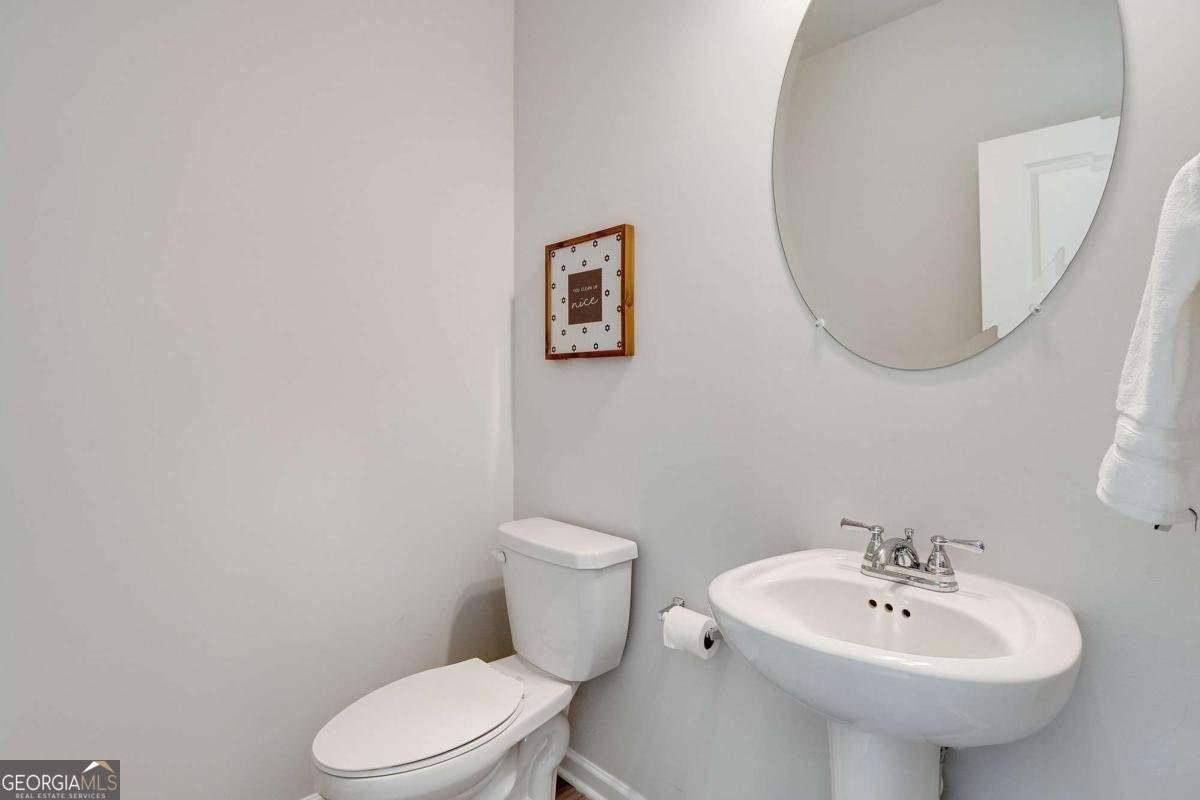 7443 Knoll Hollow Road Lithonia - 23