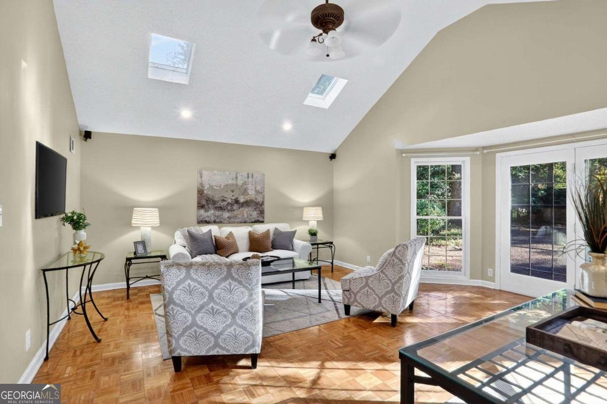 3873 Gloucester Drive Tucker - 12