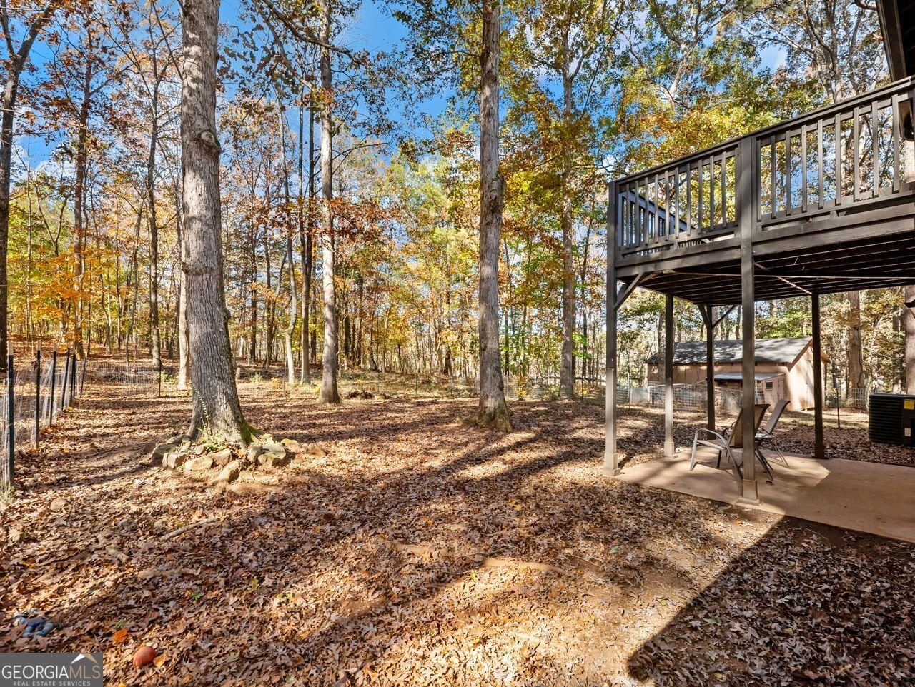 222 HEMLOCK Drive Stockbridge - 3