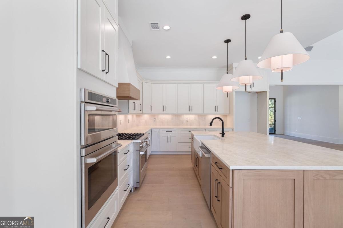 636 Arnold Mill Road Woodstock - 22