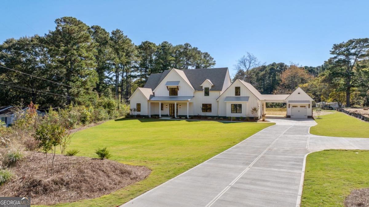 636 Arnold Mill Road Woodstock - 55