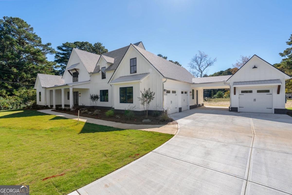 636 Arnold Mill Road Woodstock - 68