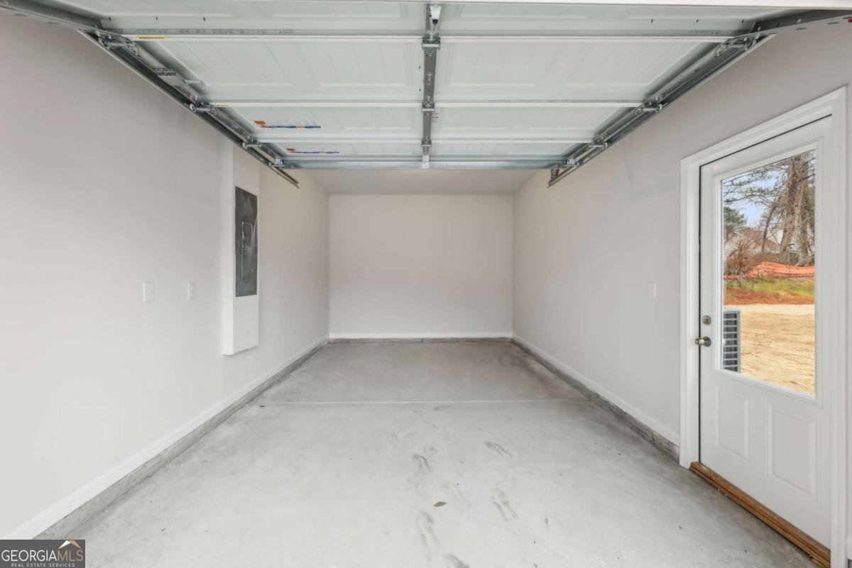 3604 Squires Park Lane Loganville - 44