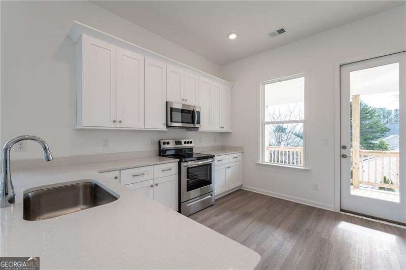 101 Pearl Street Woodstock - 12