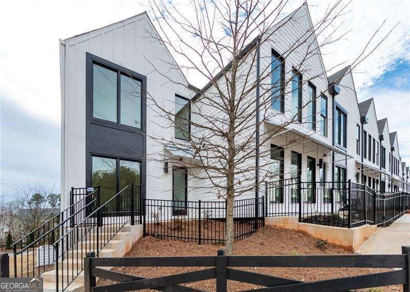 101 Pearl Street Woodstock - 26