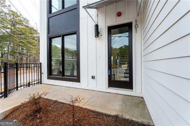 101 Pearl Street Woodstock - 4