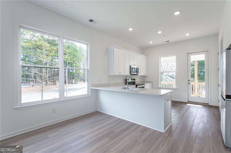 101 Pearl Street Woodstock - 7