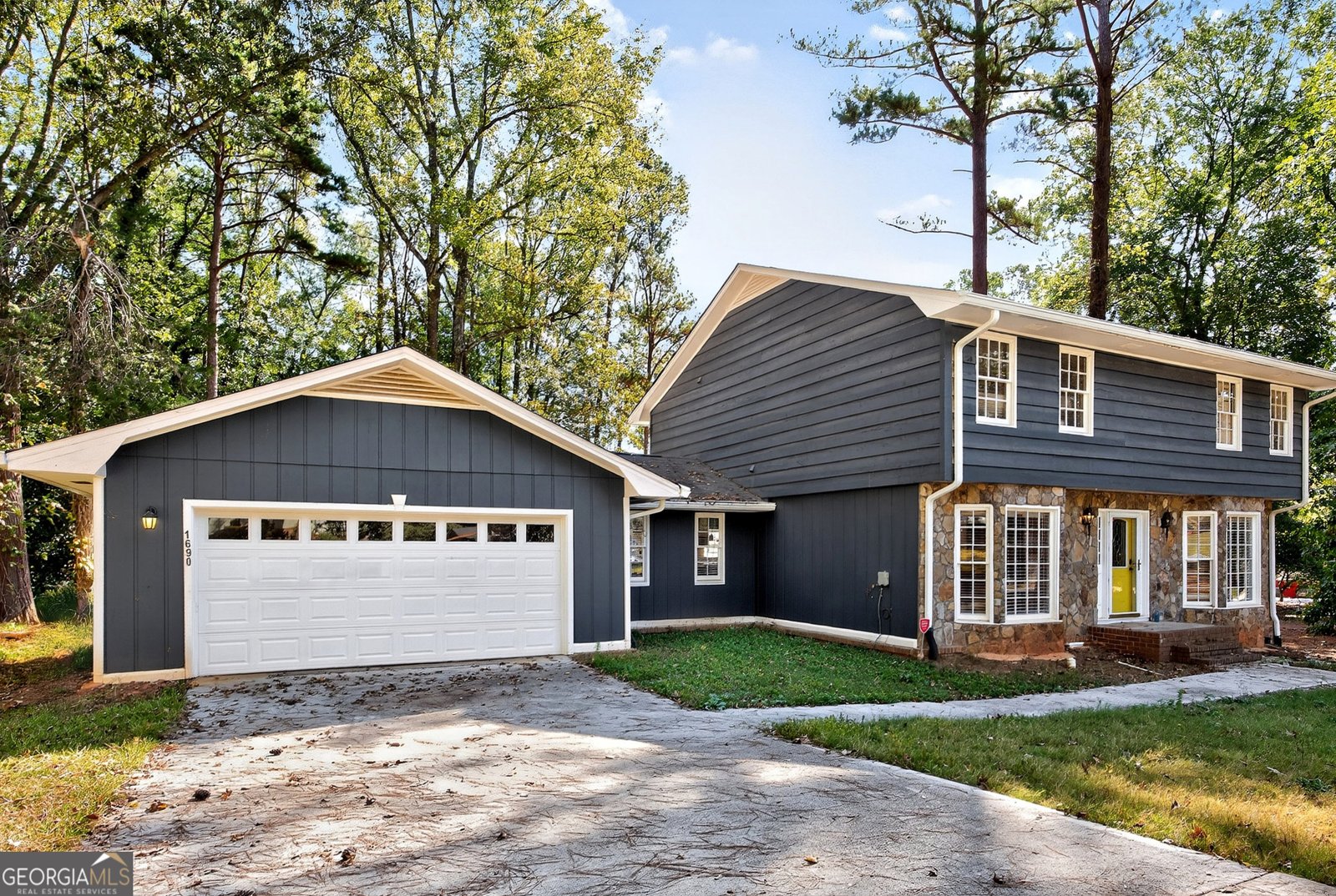 1690 Briarbend Court Stone Mountain - 2