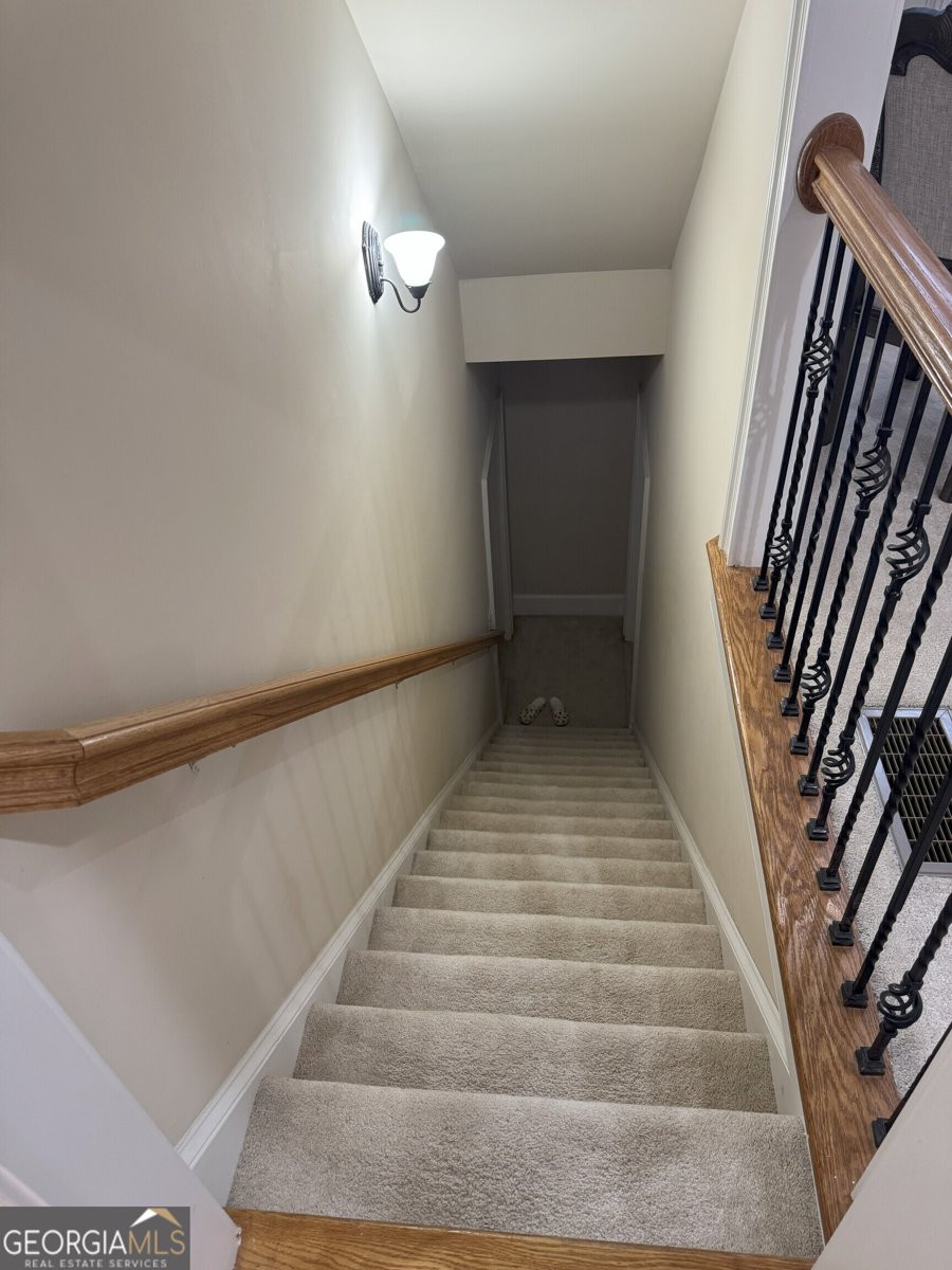 5300 Brookhollow Drive Douglasville - 35