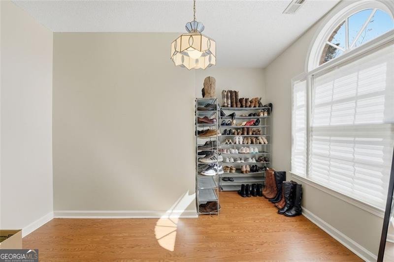 147 STANBROUGH Drive Dallas - 27