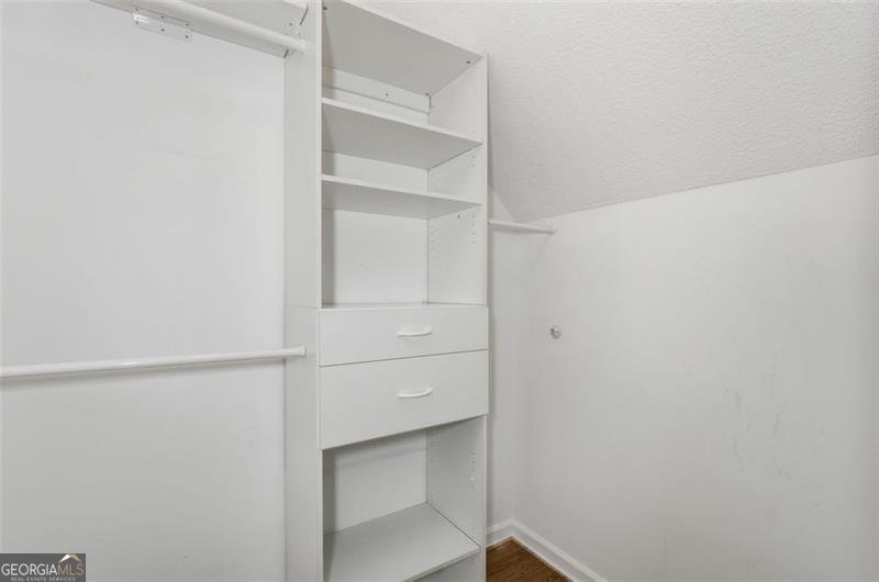 147 STANBROUGH Drive Dallas - 33