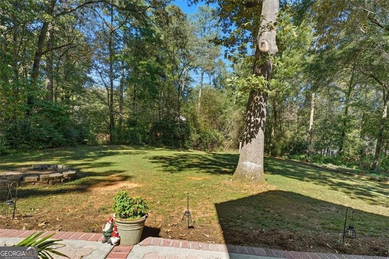 147 STANBROUGH Drive Dallas - 40